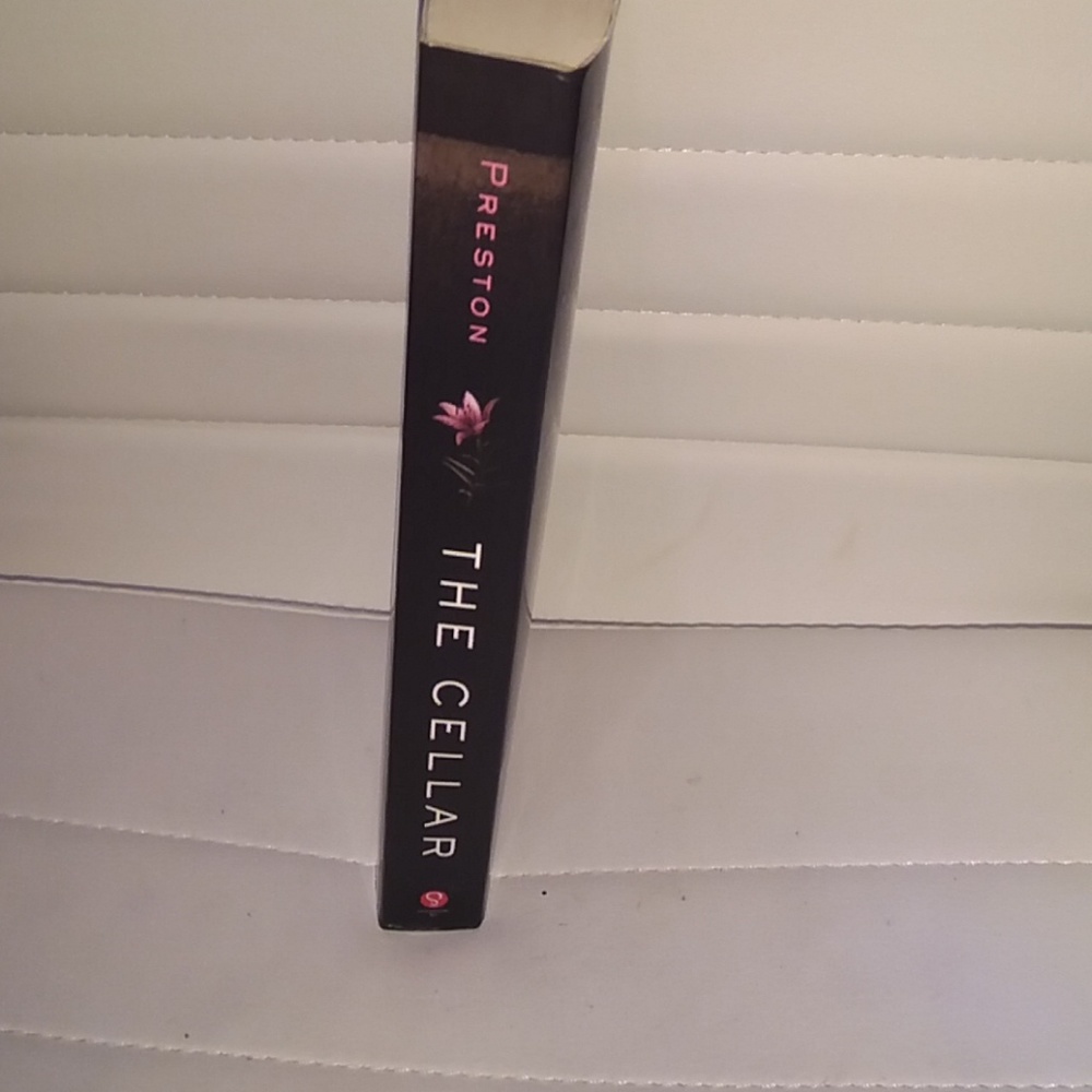 Book - Picture 2 of 3